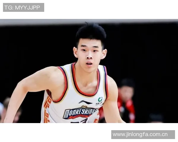 在他手下打球的林葳需要更加乖巧和努力才能赢得认可与尊重